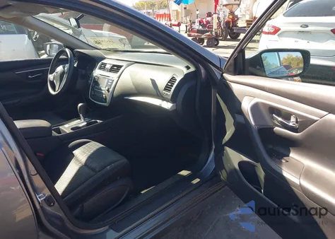 2016 Nissan Altima 2.5 S из США, поврежденный, VIN 1N4AL3AP3GC245348